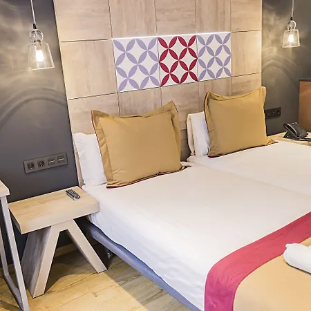 Boutique Hostemplo Sagrada Familia Hotel Barcellona